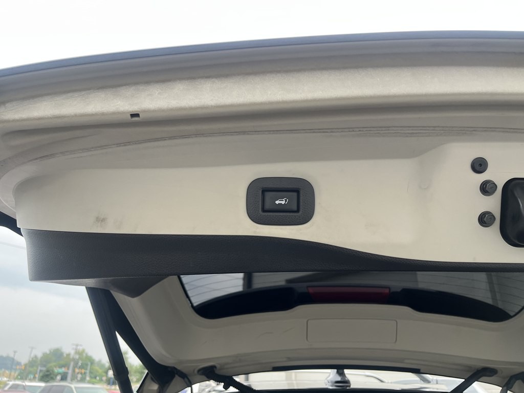 2018 Nissan Rogue Image 21