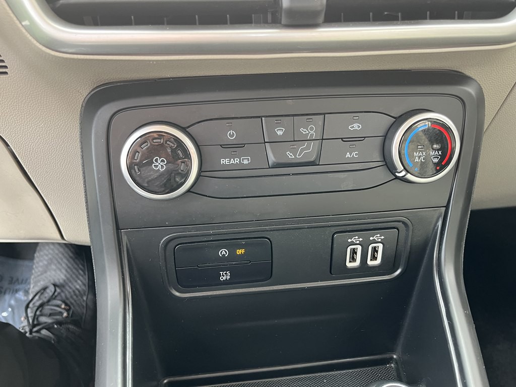 2022 Ford Econoline Image 21