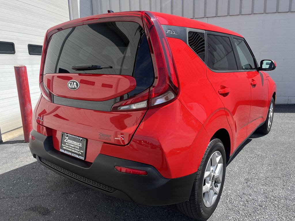 2021 Kia Soul Image 3