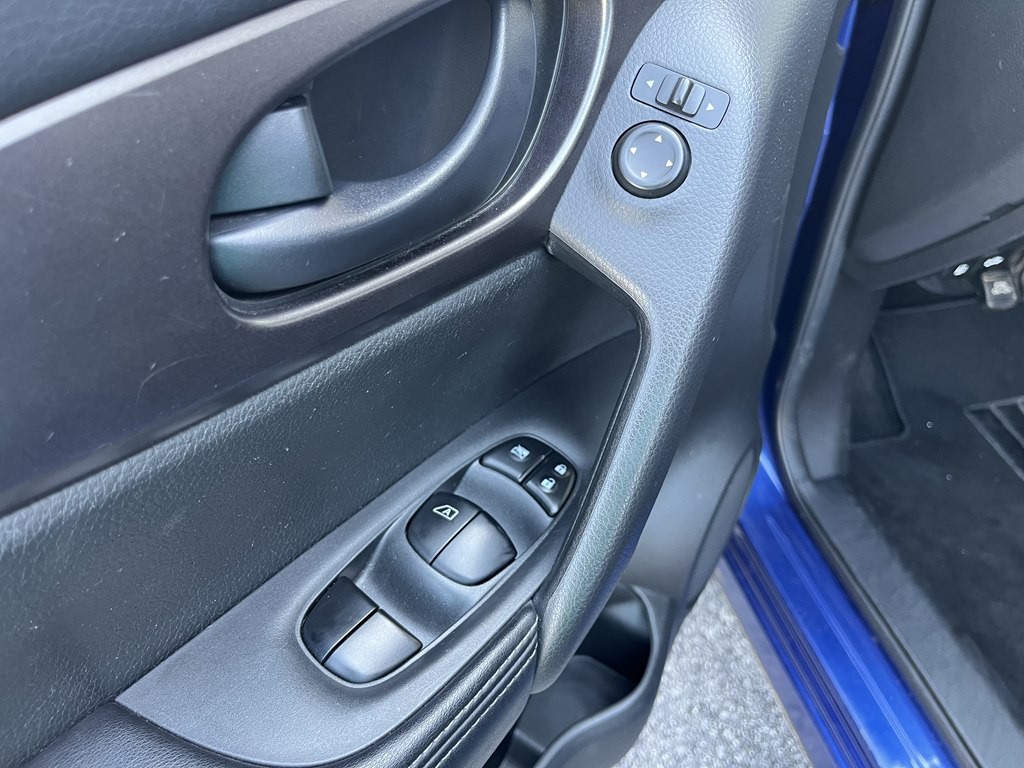 2018 Nissan Rogue Image 22