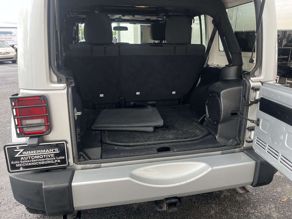 2011 Jeep Wrangler Unlimited Image 17