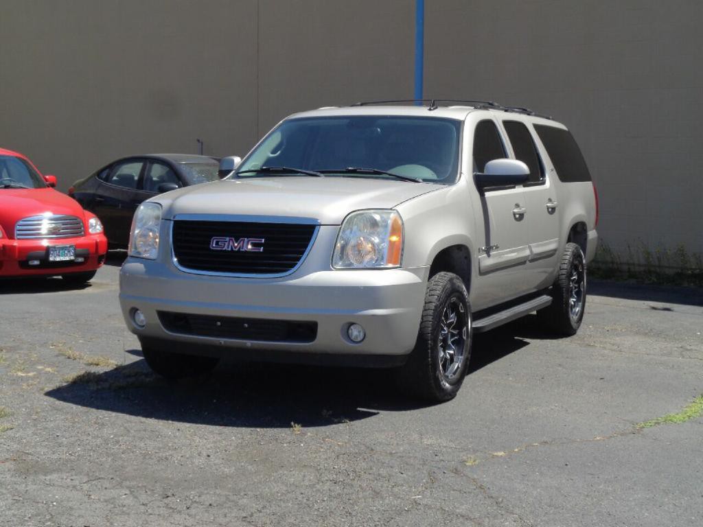 2007 GMC Yukon Image 3