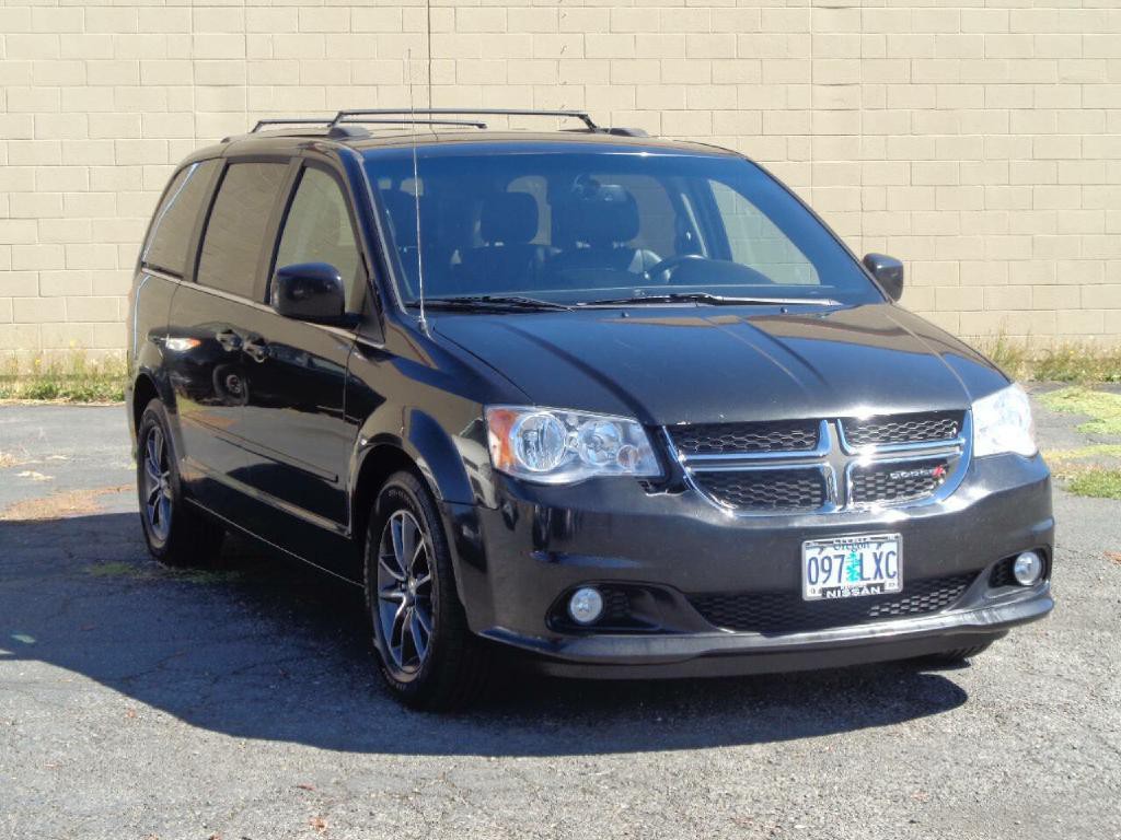 2017 Dodge Grand Caravan Image 5