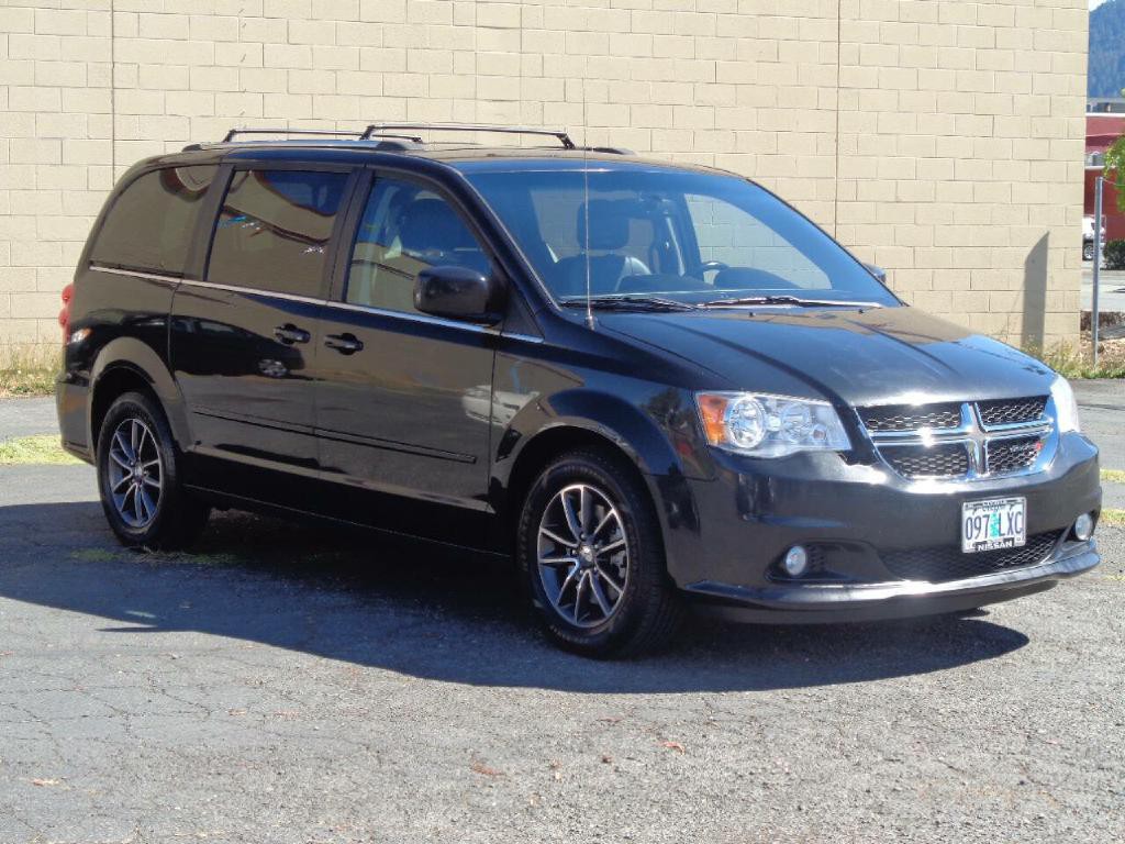 2017 Dodge Grand Caravan Image 6