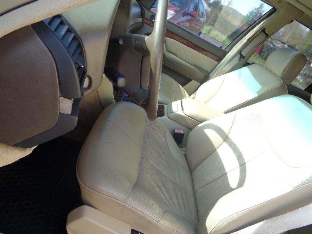 1995 Mercedes-Benz S-Class Image 17