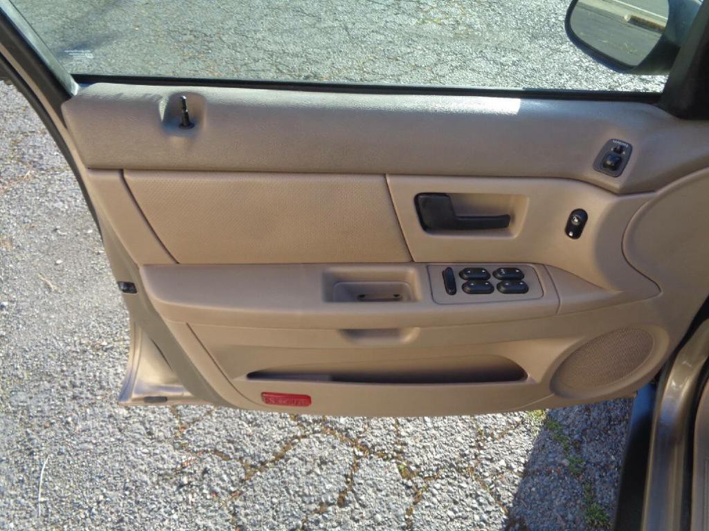 2007 Ford Taurus Image 19