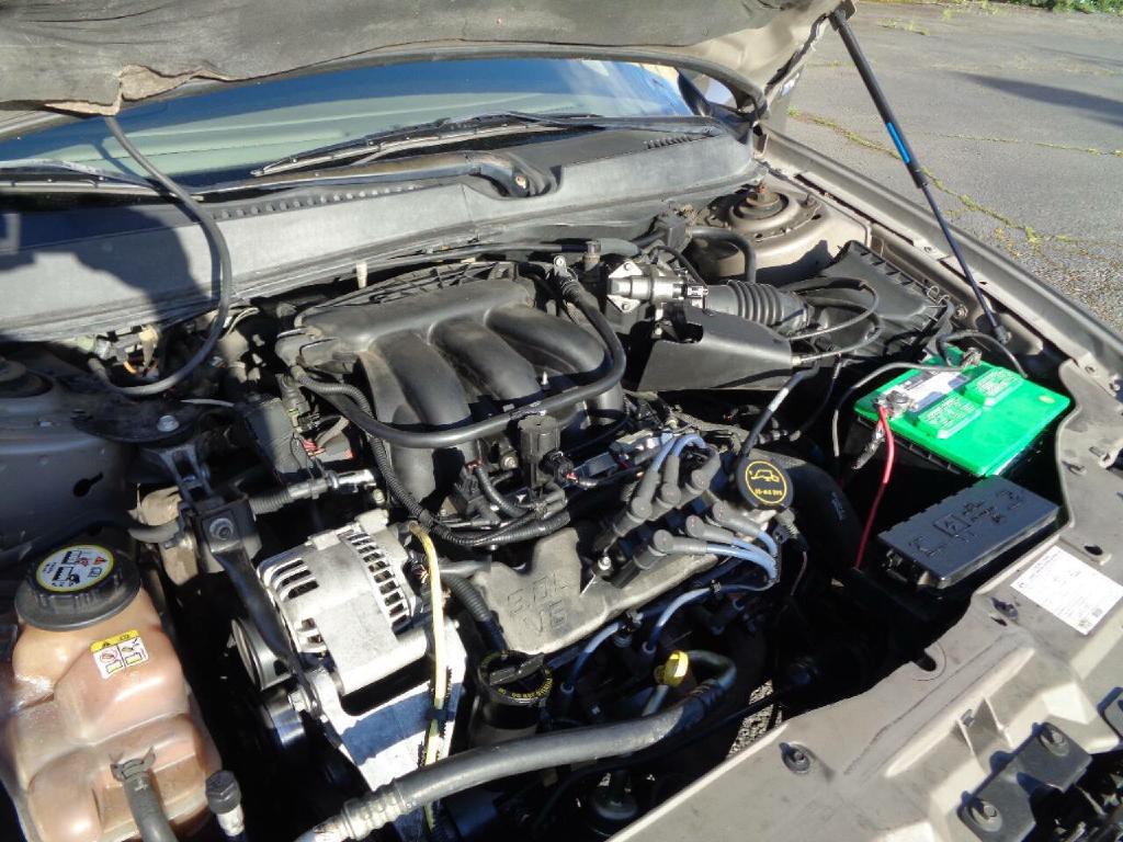 2007 Ford Taurus Image 22