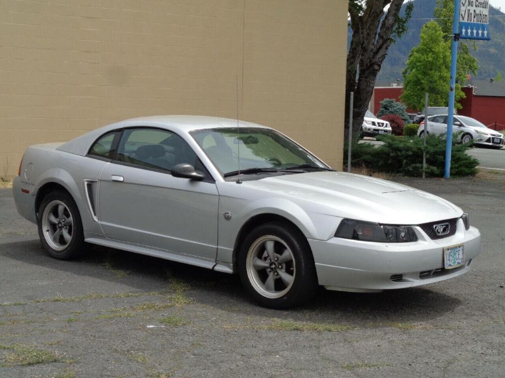 2004 Ford Mustang Image 4