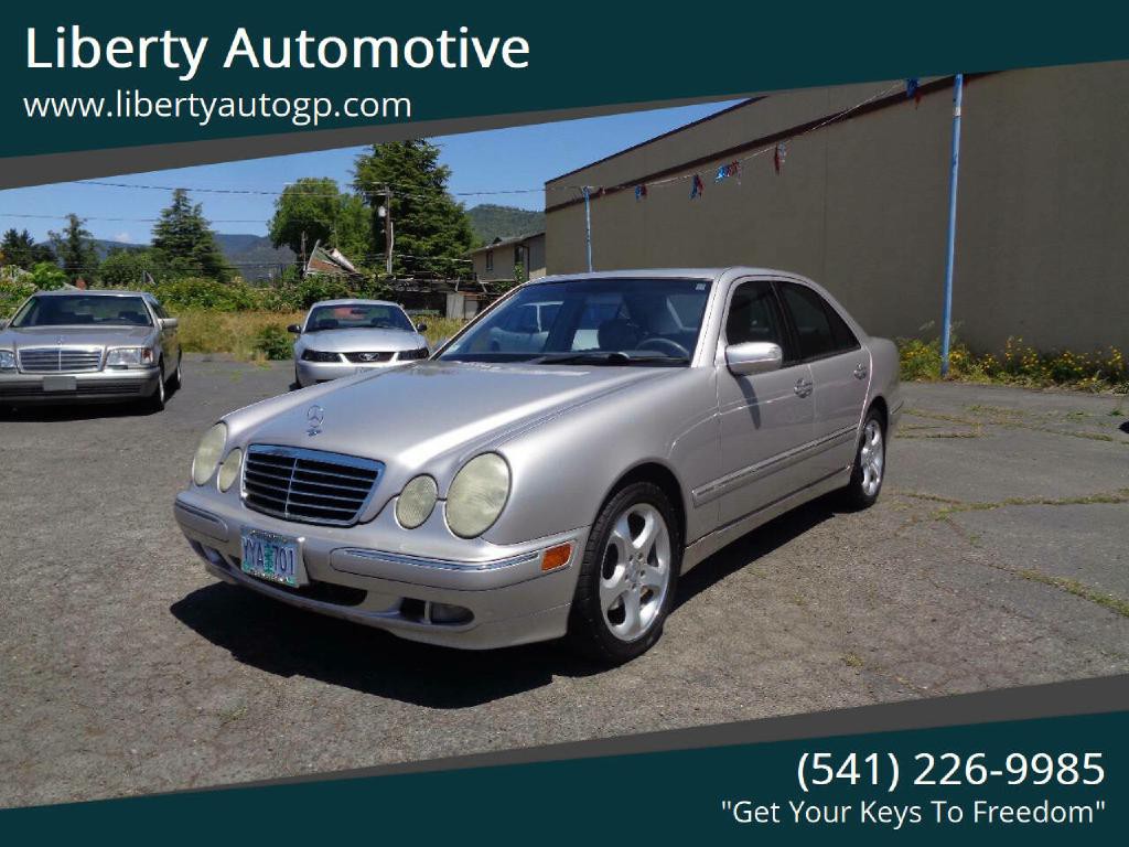 2002 Mercedes-Benz E-Class Image 1