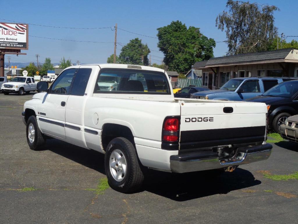 1999 Dodge Ram 1500 Image 11