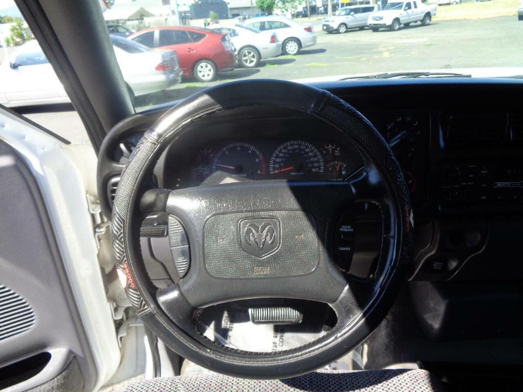 1999 Dodge Ram 1500 Image 18