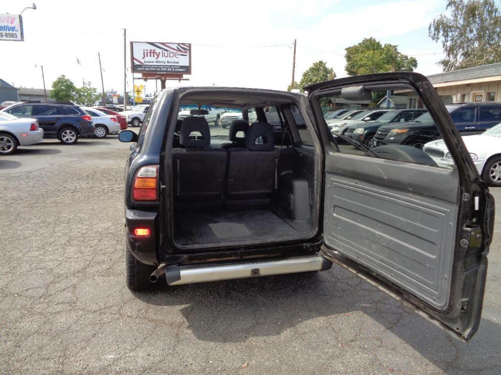 2000 Toyota Rav4 Image 9