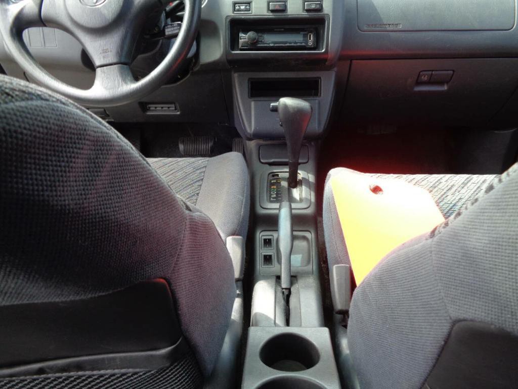 2000 Toyota Rav4 Image 15