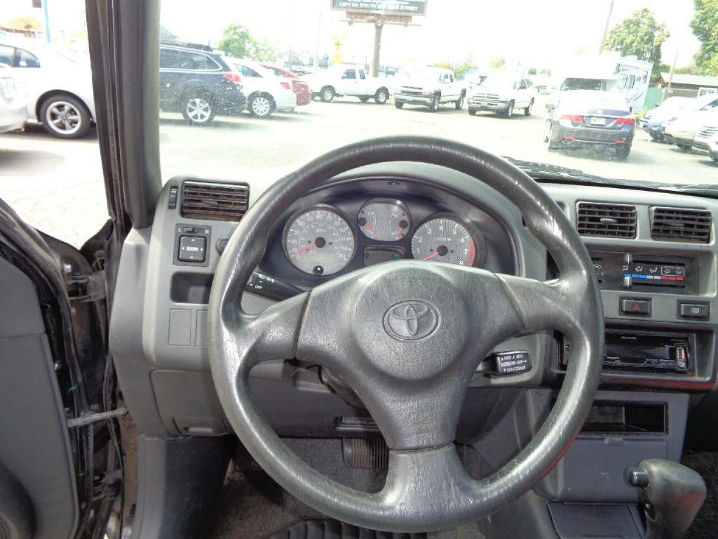 2000 Toyota Rav4 Image 17