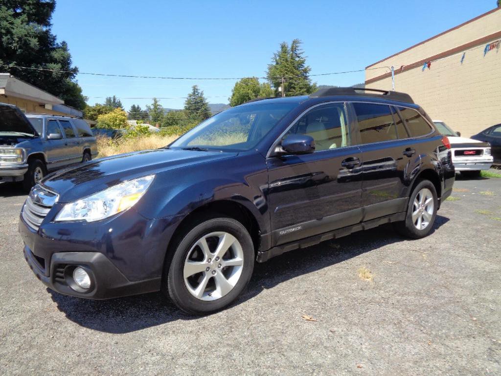 2013 Subaru Outback Image 3