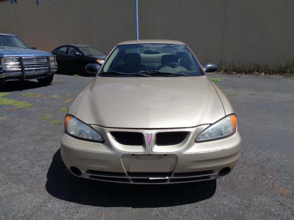 2005 Pontiac Grand Am Image 10