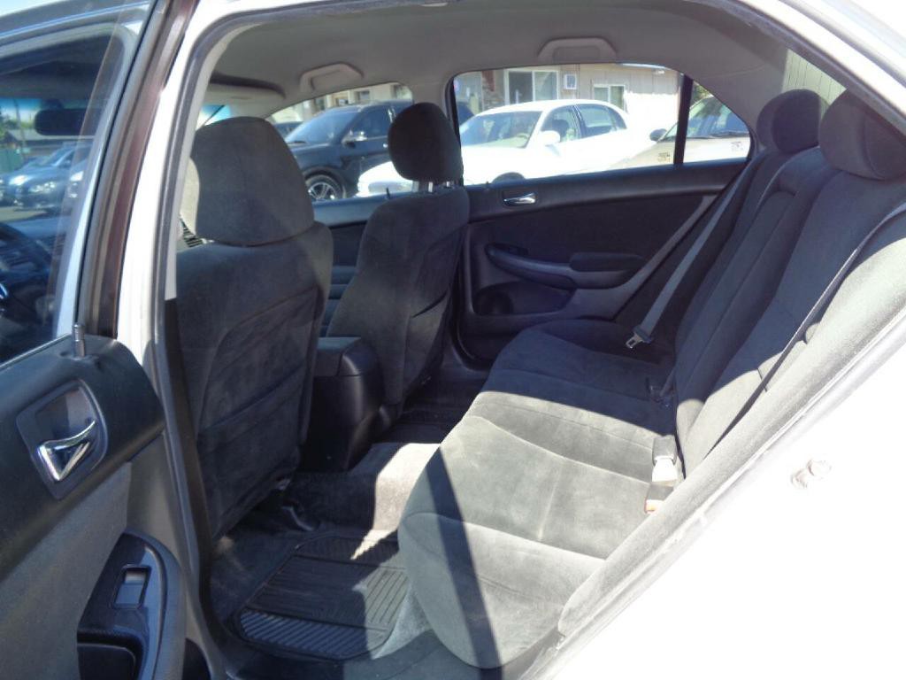 2007 Honda Accord Image 12