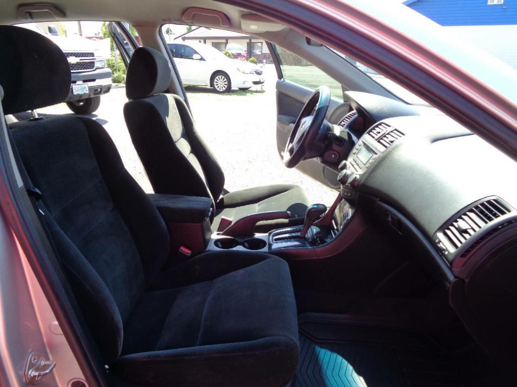 2007 Honda Accord Image 14