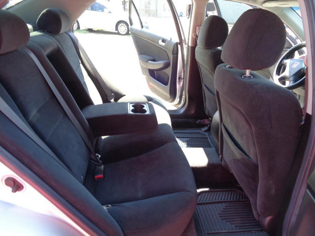 2007 Honda Accord Image 16