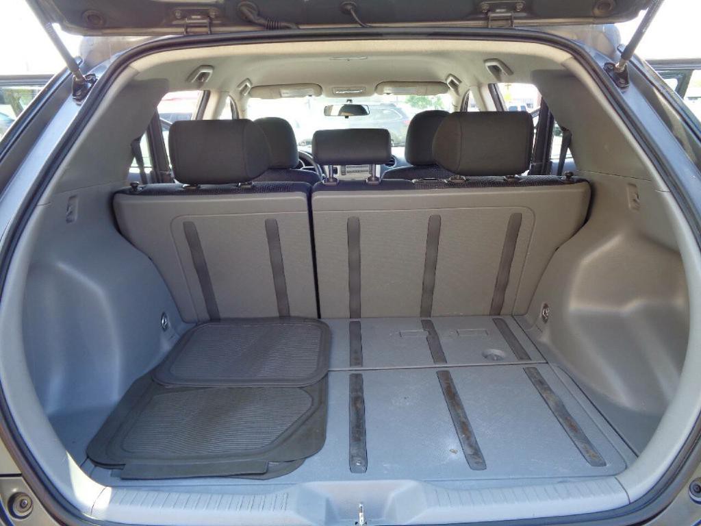 2010 Toyota Matrix Image 17