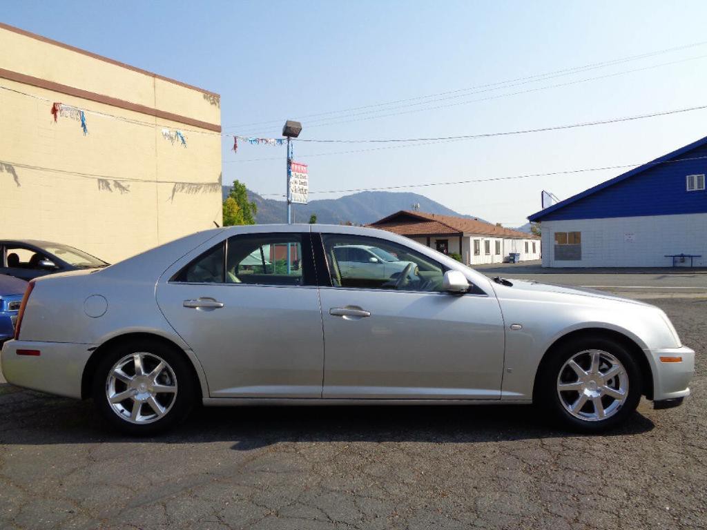 2006 Cadillac STS Image 8