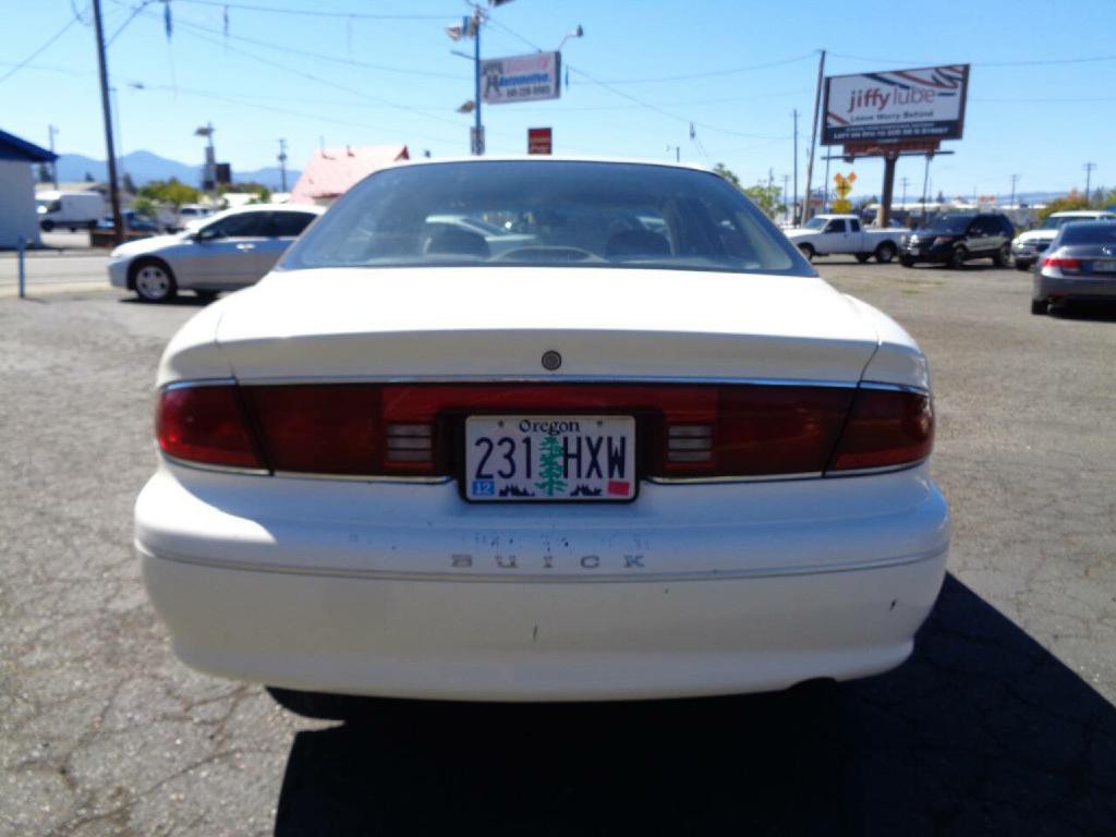 2002 Buick Century Image 6