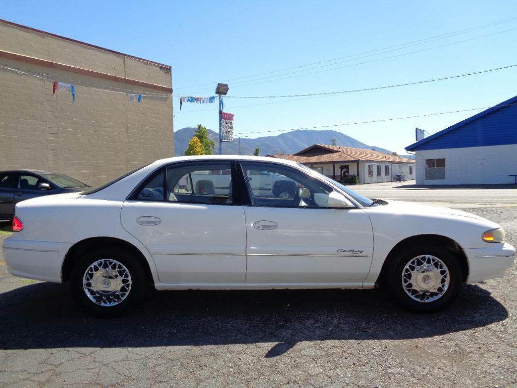 2002 Buick Century Image 8