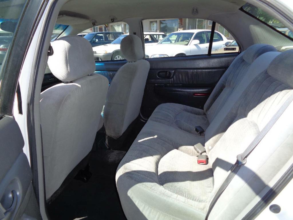 2002 Buick Century Image 12