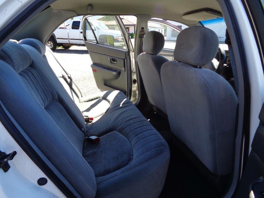 2002 Buick Century Image 13