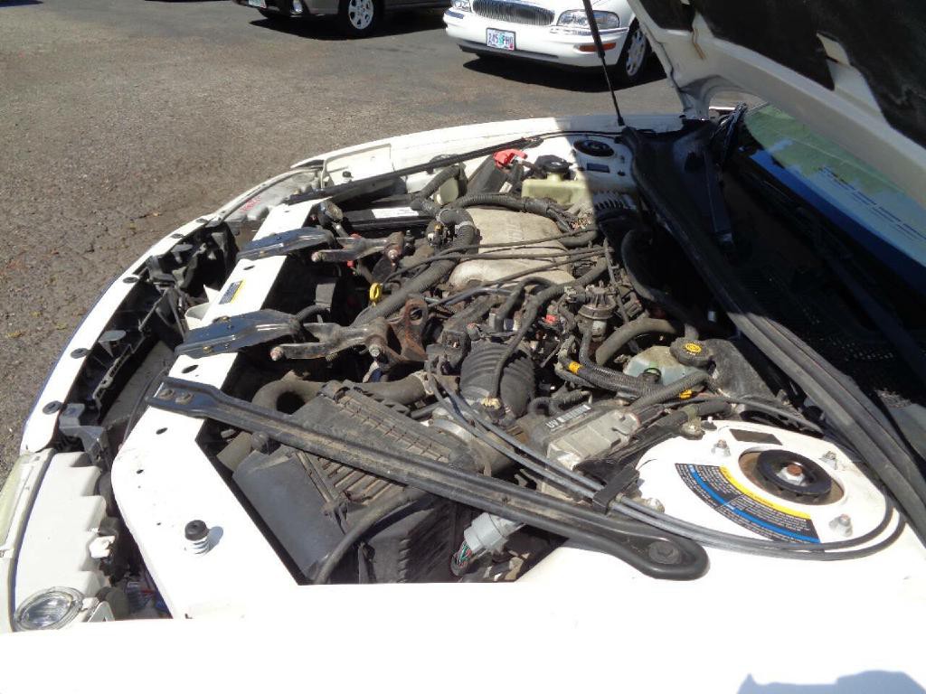 2002 Buick Century Image 18
