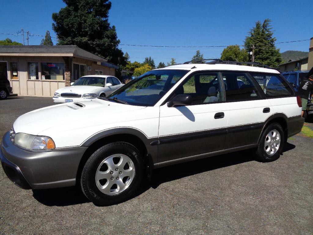 1998 Subaru Legacy Image 3