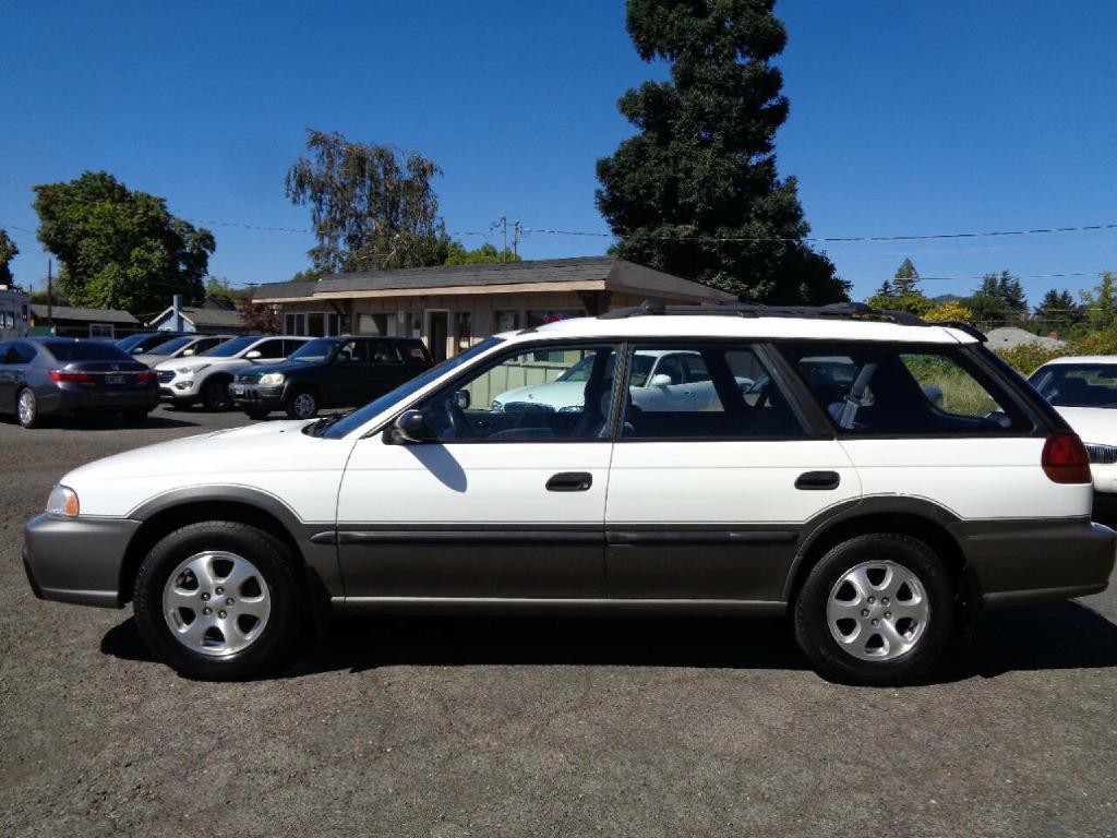 1998 Subaru Legacy Image 4