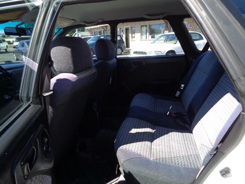 1998 Subaru Legacy Image 12
