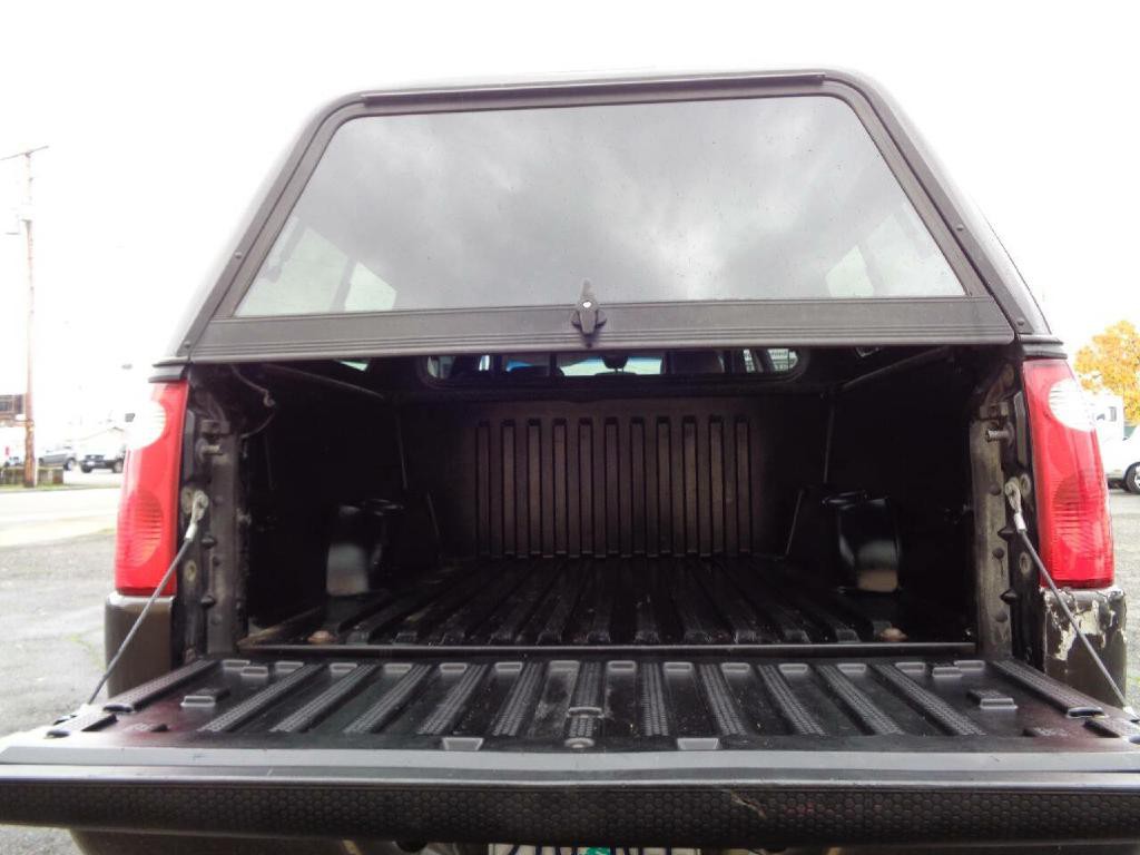 2005 Ford Explorer Image 20