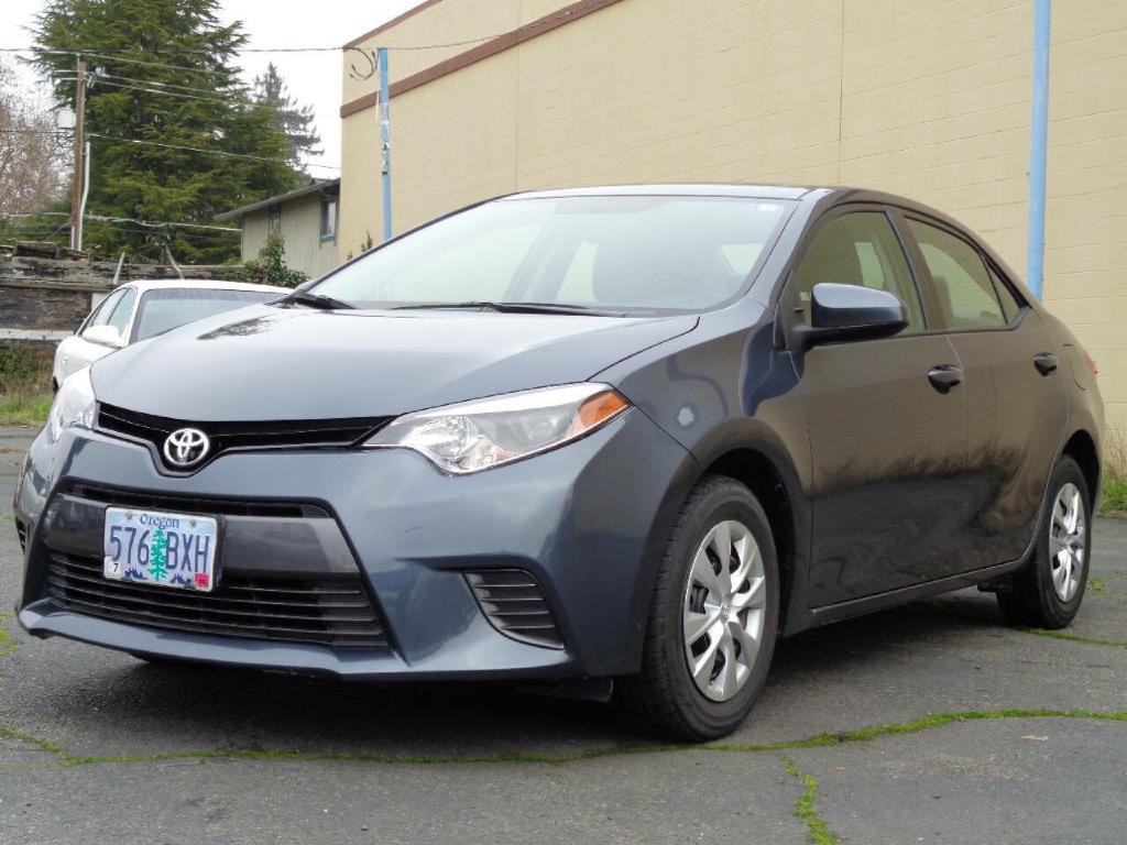 2015 Toyota Corolla Image 2