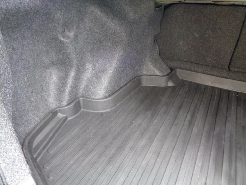 2015 Toyota Corolla Image 17