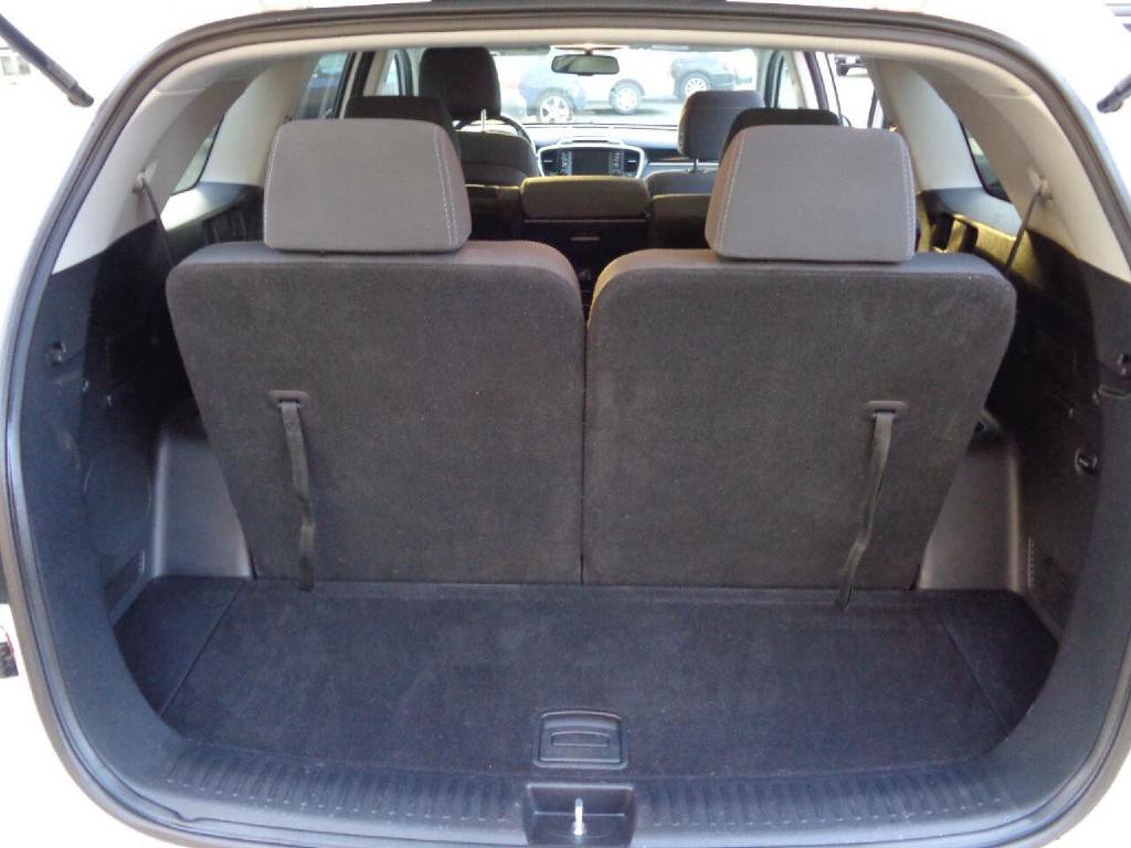 2017 Kia Sorento Image 18