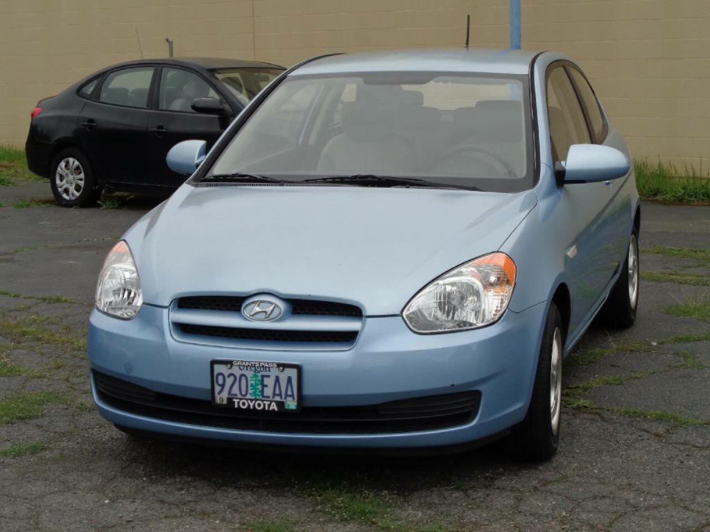 2008 Hyundai Accent Image 3