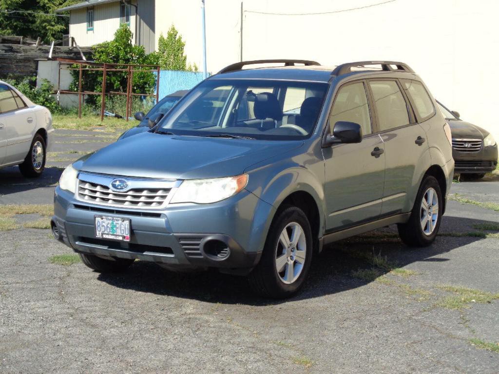 2011 Subaru Forester Image 2