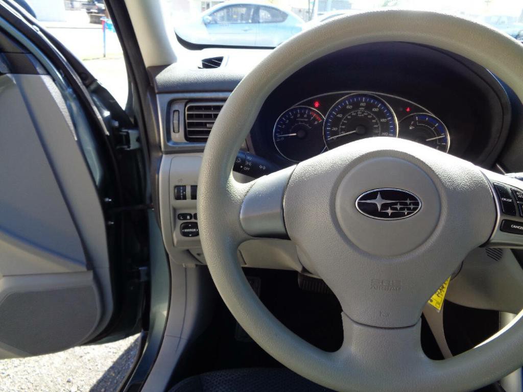 2011 Subaru Forester Image 18
