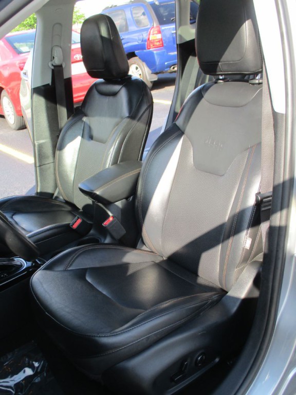 2018 Jeep Compass Image 12