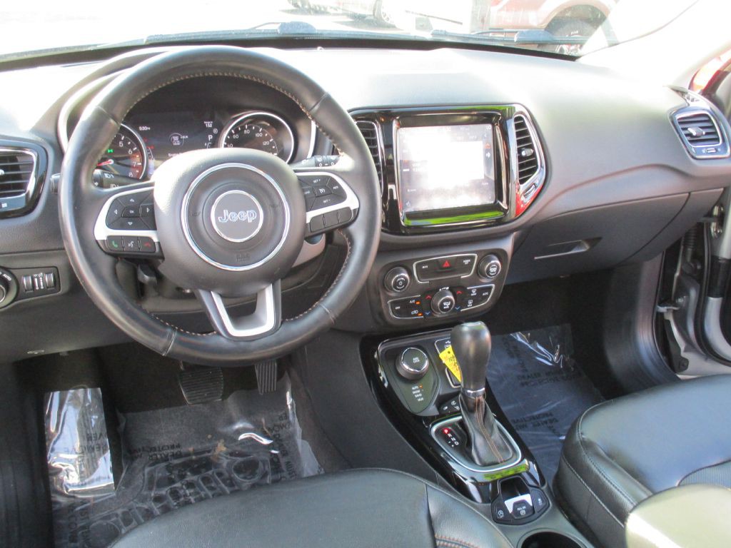 2018 Jeep Compass Image 13