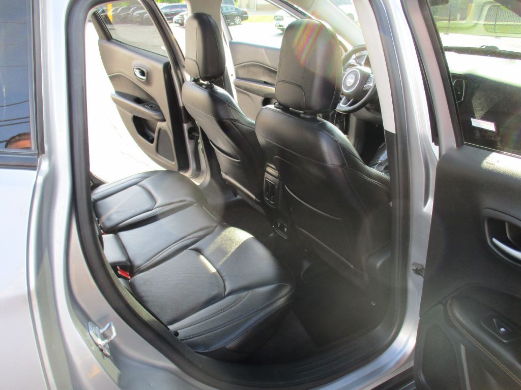 2018 Jeep Compass Image 19