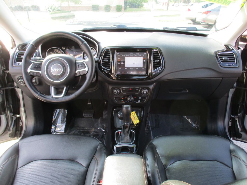 2018 Jeep Compass Image 25