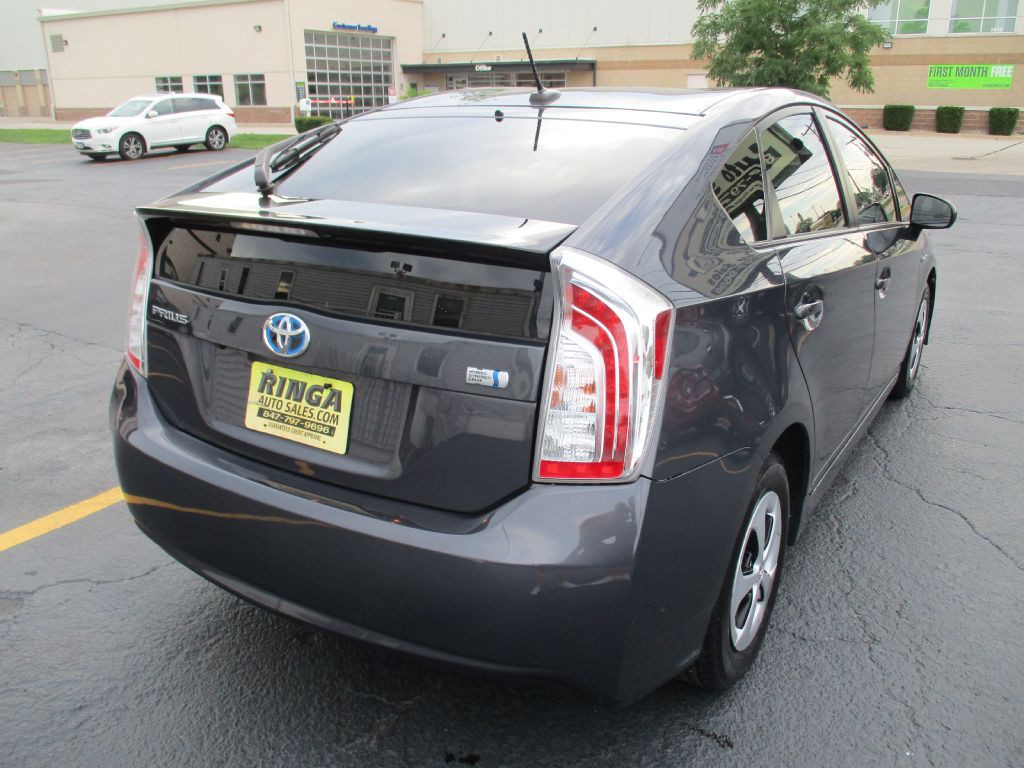2014 Toyota Prius Image 4
