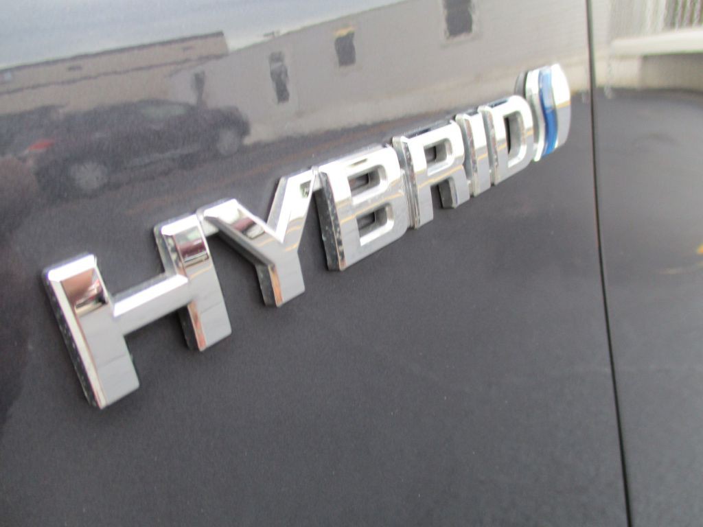 2014 Toyota Prius Image 35