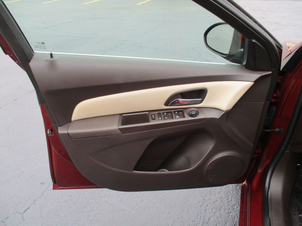 2016 Chevrolet Cruze Image 14