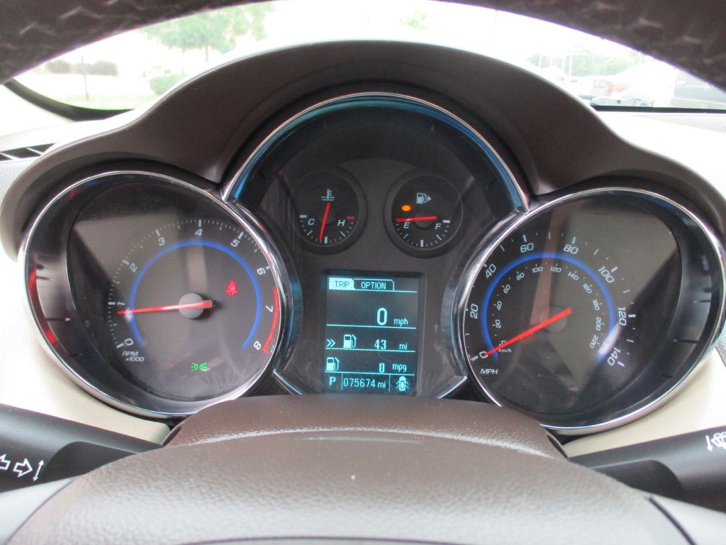 2016 Chevrolet Cruze Image 32