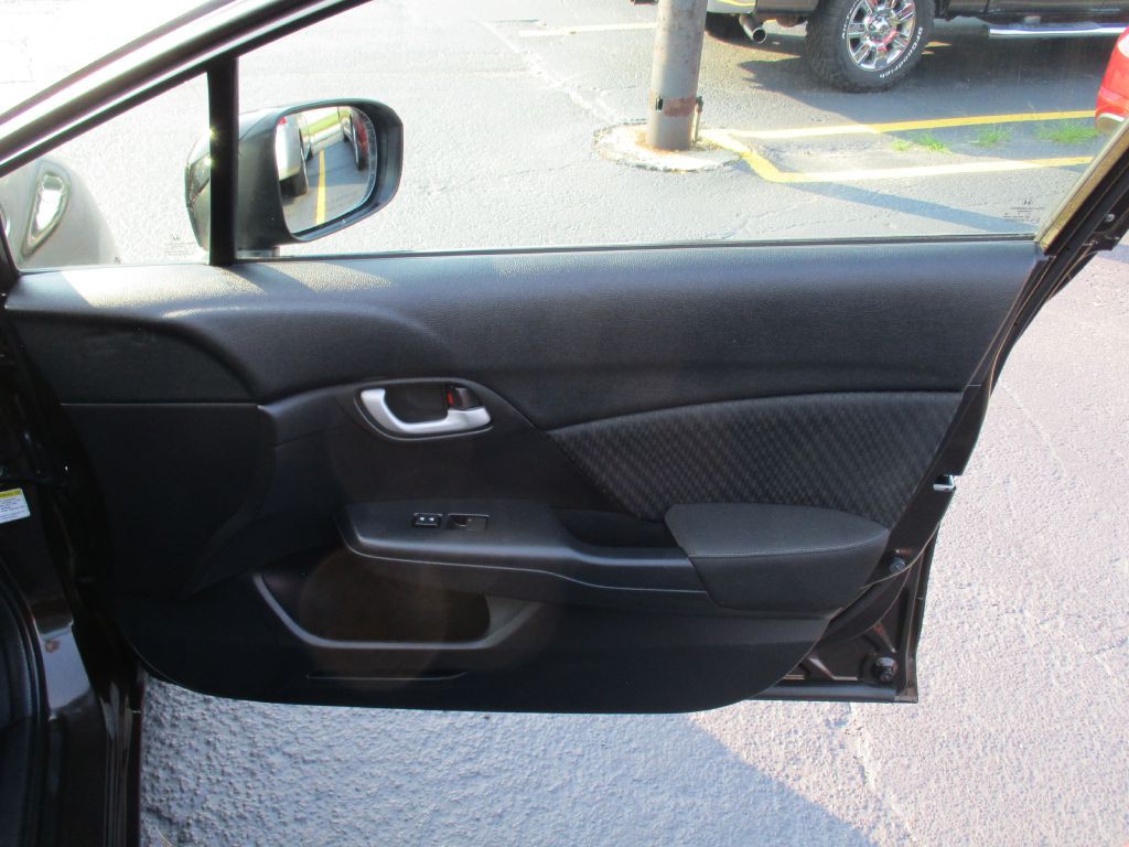 2014 Honda Civic Image 18