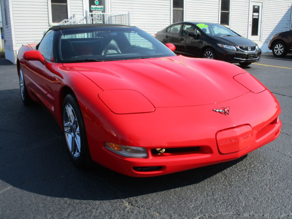1999 Chevrolet Corvette Image 2